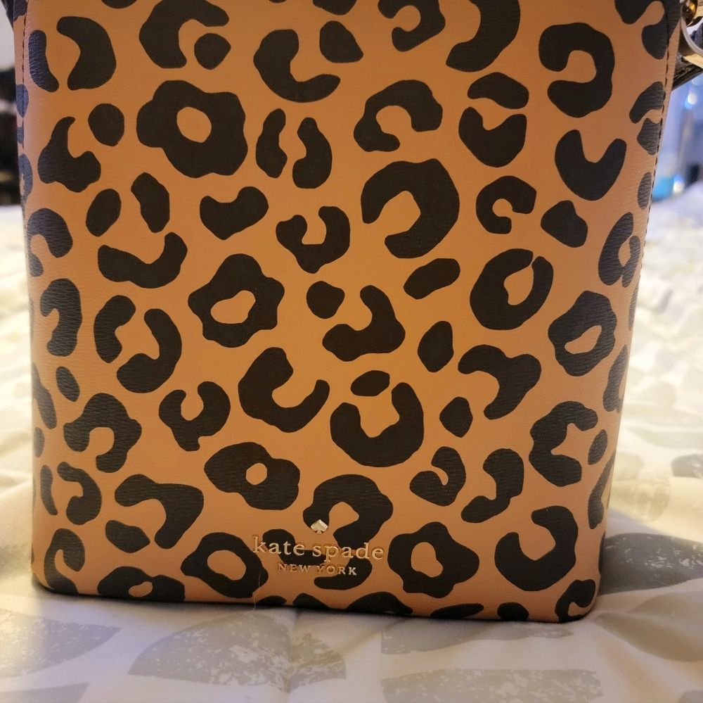 Kate Spade Leopard print crossbody